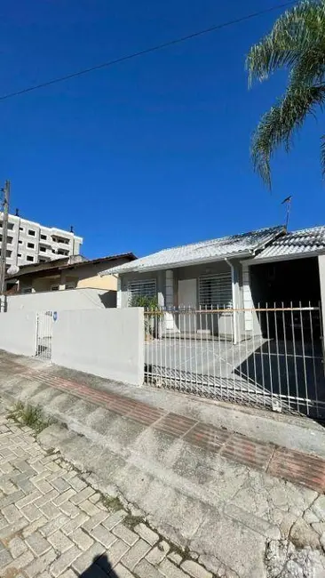 Foto 2 de Casa com 2 quartos à venda, 200m2 em Bela Vista, Palhoca - SC