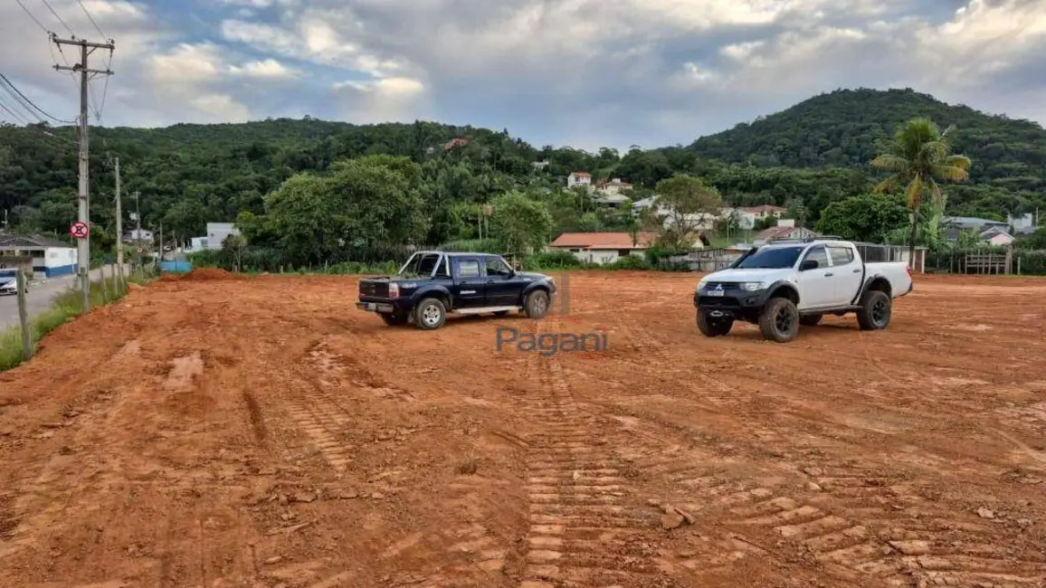 Foto 1 de Terreno / Lote à venda, 388m2 em Aririú, Palhoca - SC