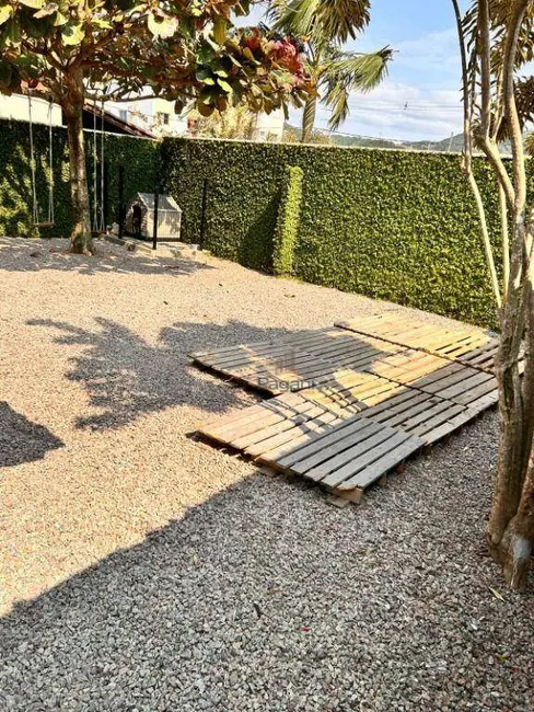 Foto 2 de Casa com 2 quartos à venda, 360m2 em São Sebastião, Palhoca - SC