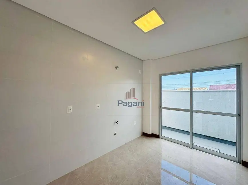 Foto 5 de Sobrado com 2 quartos à venda, 100m2 em Palhoca - SC