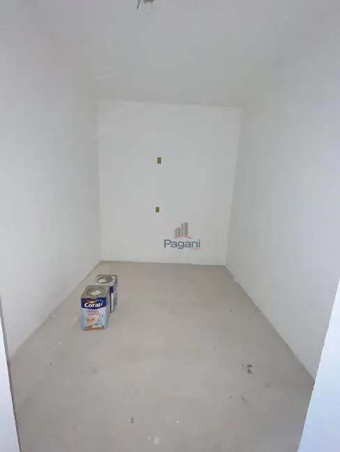 Casa com 4 quartos à venda, 500m2 em Centro, Palhoca - SC - imagem 9 Foto 9 de Casa com 4 quartos à venda, 500m2 em Centro, Palhoca - SC