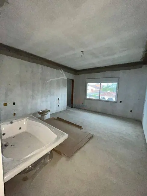 Casa com 4 quartos à venda, 500m2 em Centro, Palhoca - SC - imagem 8 Foto 8 de Casa com 4 quartos à venda, 500m2 em Centro, Palhoca - SC