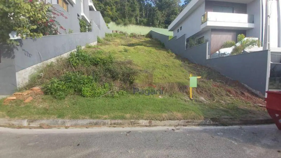 Foto 1 de Terreno / Lote à venda, 360m2 em Sertão do Maruim, Sao Jose - SC