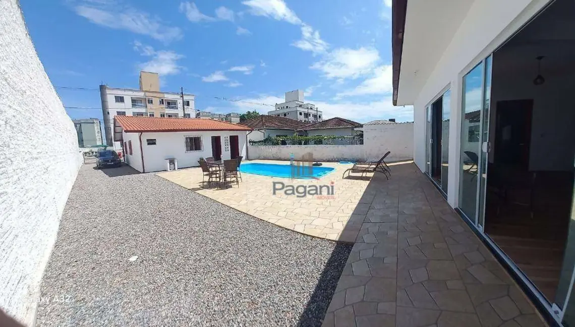 Foto 6 de Casa com 2 quartos à venda, 456m2 em Barra do Aririú, Palhoca - SC