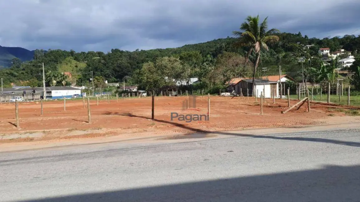 Foto 1 de Terreno / Lote à venda, 365m2 em Aririú, Palhoca - SC