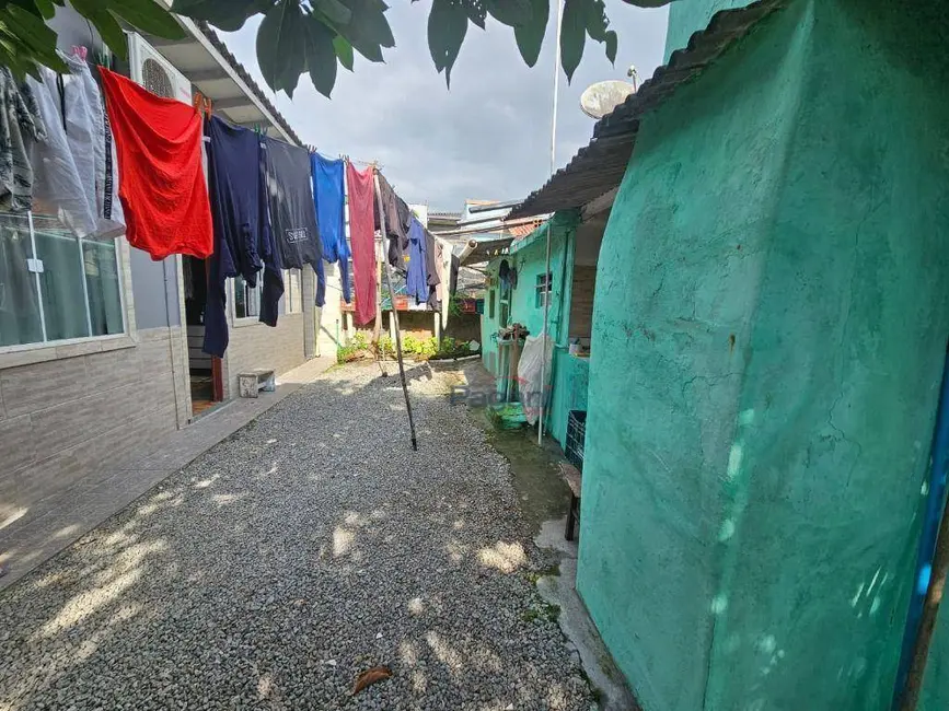 Foto 6 de Casa com 4 quartos à venda, 312m2 em Aririú, Palhoca - SC