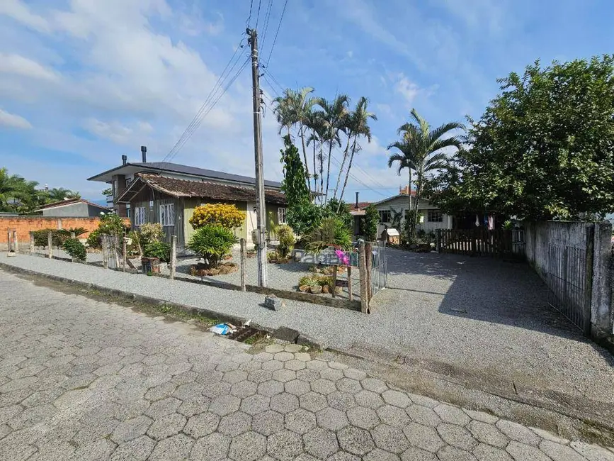 Foto 5 de Terreno / Lote à venda, 647m2 em Aririú, Palhoca - SC