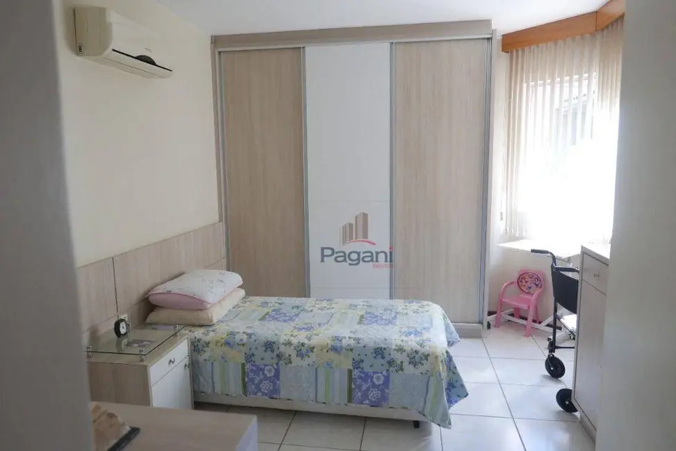 Foto 8 de Apartamento com 3 quartos à venda, 108m2 em Itacorubi, Florianopolis - SC