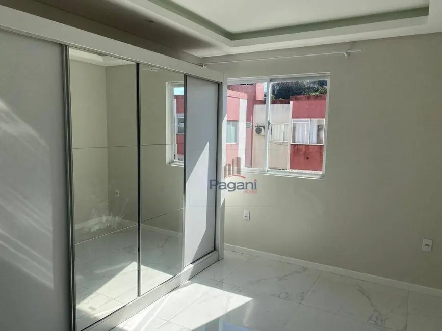 Foto 3 de Apartamento com 3 quartos à venda, 69m2 em São Luiz, Sao Jose - SC