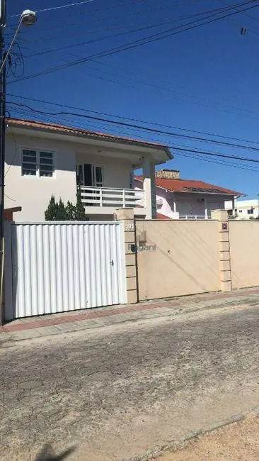 Foto 4 de Casa com 3 quartos à venda e para alugar, 450m2 em Centro, Palhoca - SC