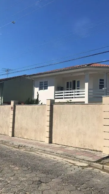 Foto 2 de Casa com 3 quartos à venda e para alugar, 450m2 em Centro, Palhoca - SC