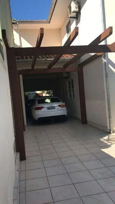 Foto 5 de Casa com 3 quartos à venda e para alugar, 450m2 em Centro, Palhoca - SC