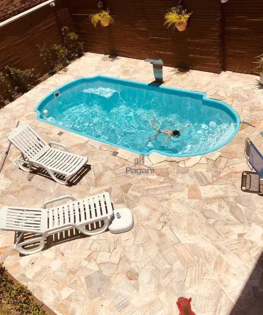Foto 1 de Casa com 3 quartos à venda e para alugar, 450m2 em Centro, Palhoca - SC