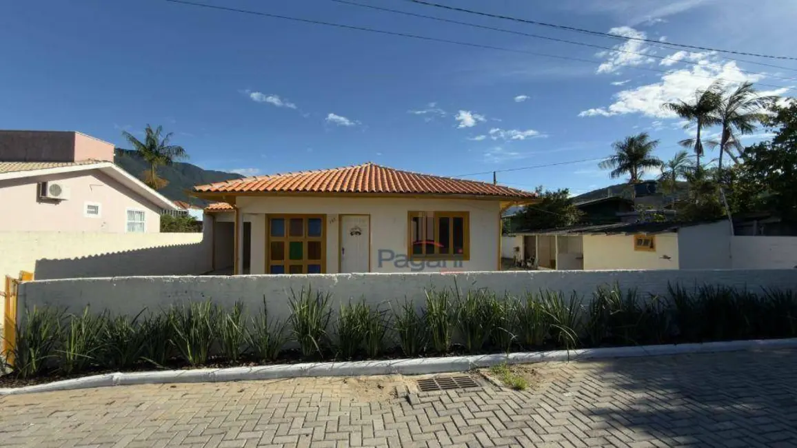 Foto 2 de Casa com 3 quartos à venda, 360m2 em Guarda do Cubatão, Palhoca - SC