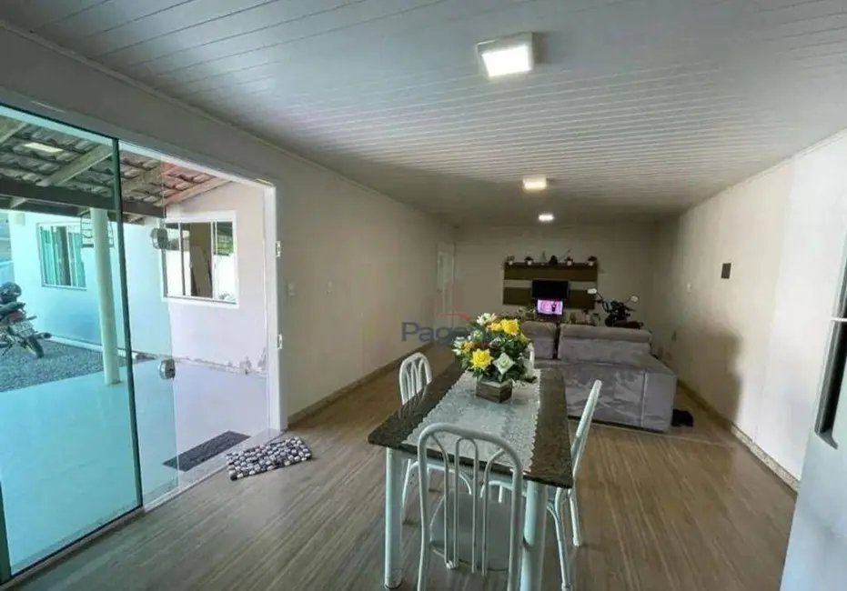 Casa com 3 quartos à venda, 200m2 em São Sebastião, Palhoca - SC - imagem 9 Foto 9 de Casa com 3 quartos à venda, 200m2 em São Sebastião, Palhoca - SC