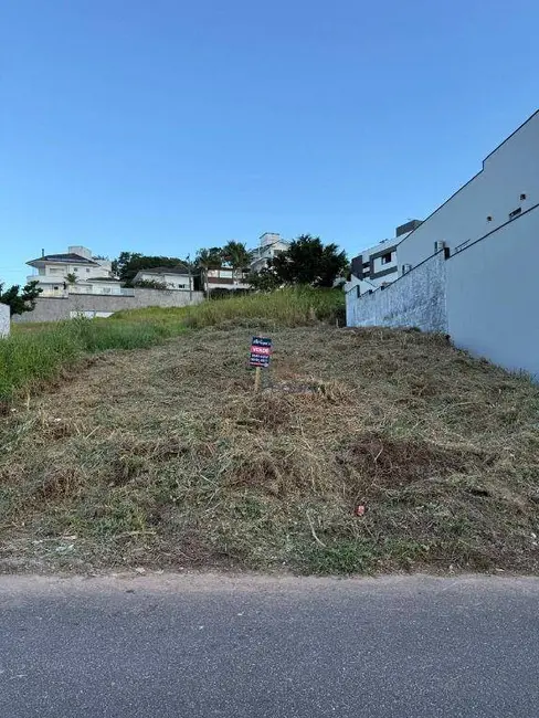 Foto 1 de Terreno / Lote à venda, 360m2 em Palhoca - SC