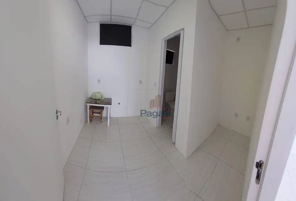 Foto 2 de Loja para alugar, 66m2 em Passa Vinte, Palhoca - SC