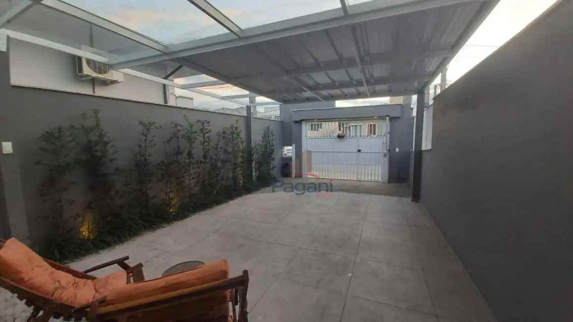 Foto 3 de Sobrado com 2 quartos à venda, 100m2 em Bela Vista, Palhoca - SC