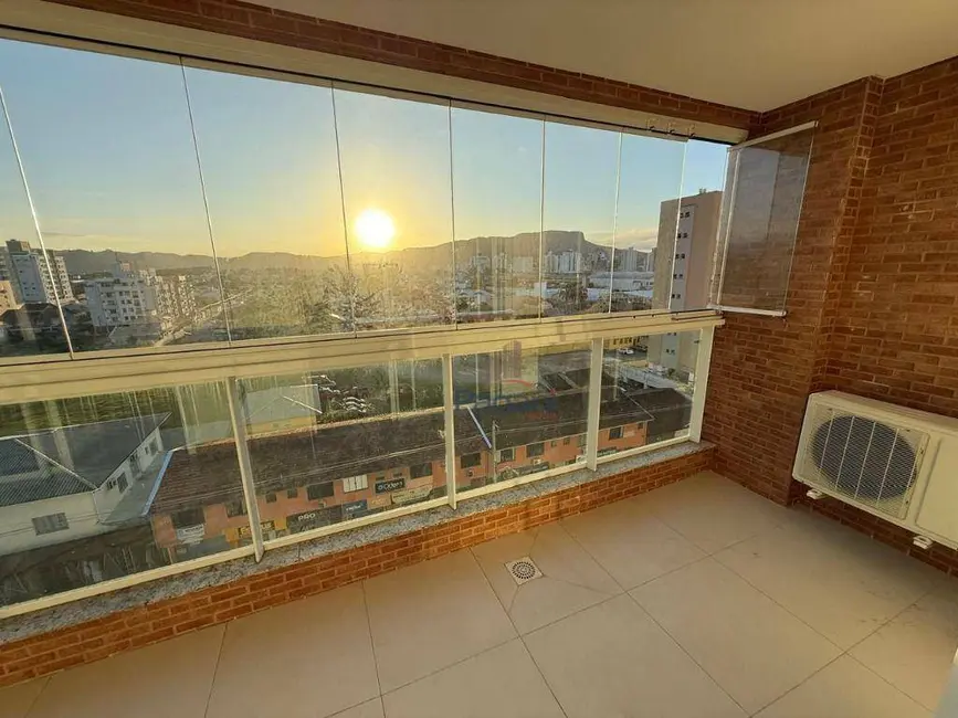 Foto 6 de Apartamento com 2 quartos à venda, 140m2 em Centro, Palhoca - SC