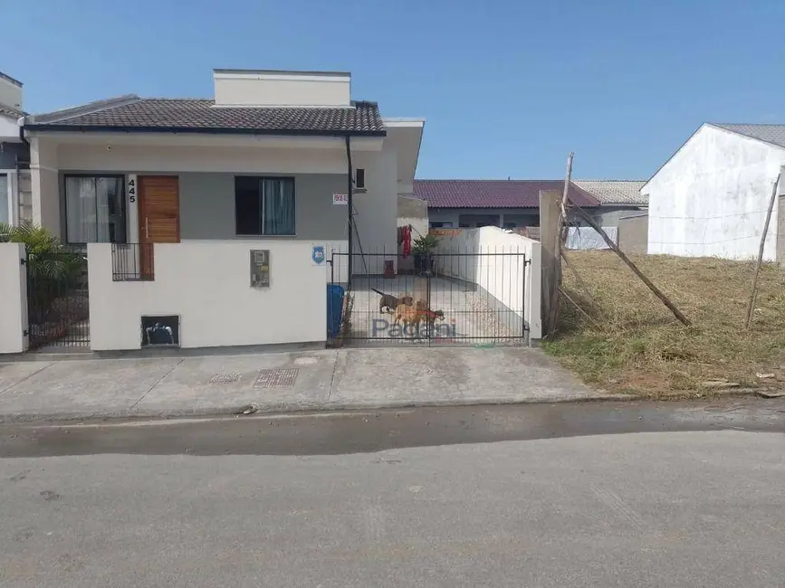 Foto 2 de Casa com 2 quartos à venda, 108m2 em Caminho Novo, Palhoca - SC