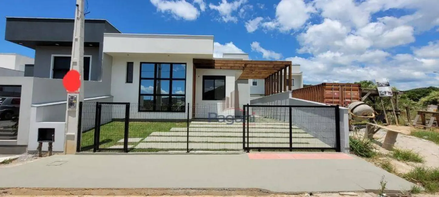 Foto 1 de Casa com 3 quartos à venda, 200m2 em Forquilhas, Sao Jose - SC