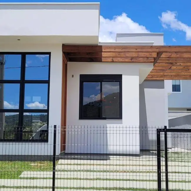 Foto 2 de Casa com 3 quartos à venda, 200m2 em Forquilhas, Sao Jose - SC