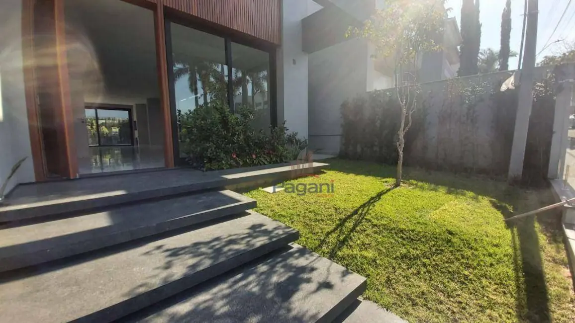 Foto 3 de Casa com 4 quartos à venda, 364m2 em Palhoca - SC