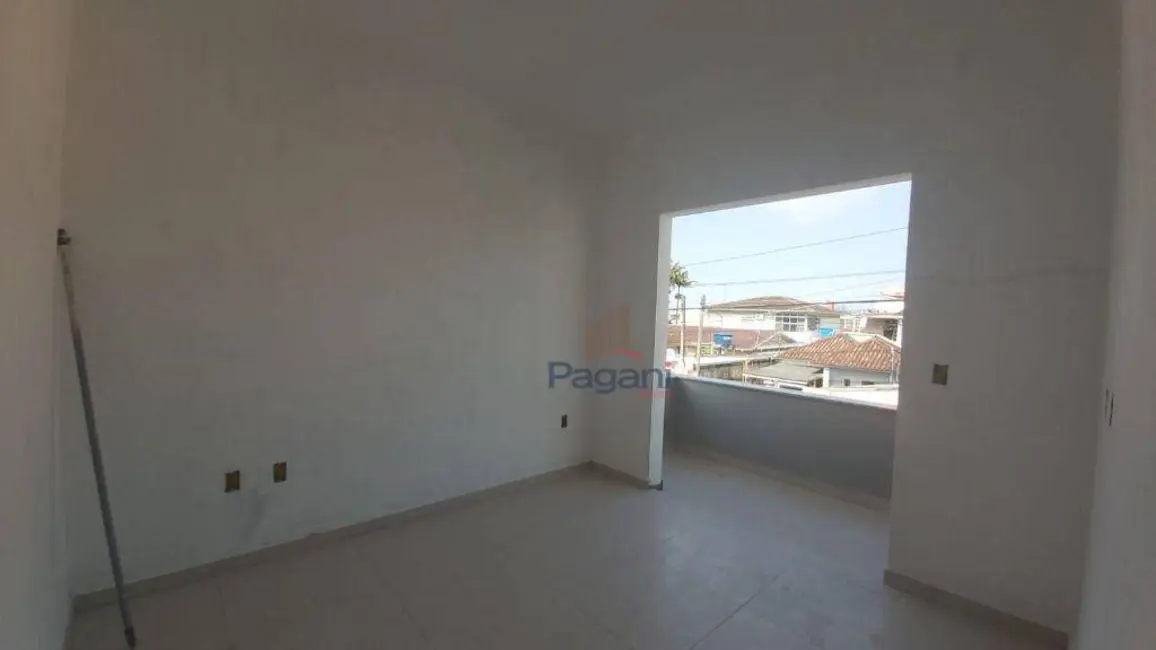 Foto 4 de Sobrado com 2 quartos à venda, 100m2 em Ponte do Imaruim, Palhoca - SC