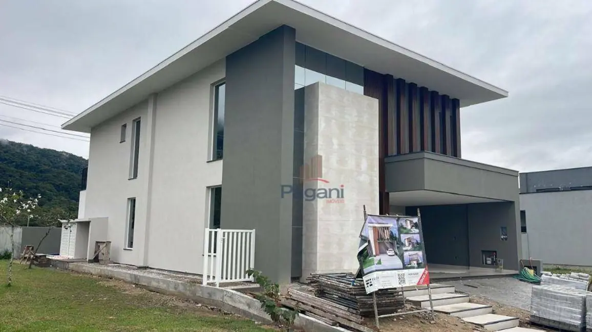 Foto 3 de Casa de Condomínio com 4 quartos à venda, 300m2 em Pedra Branca, Palhoca - SC