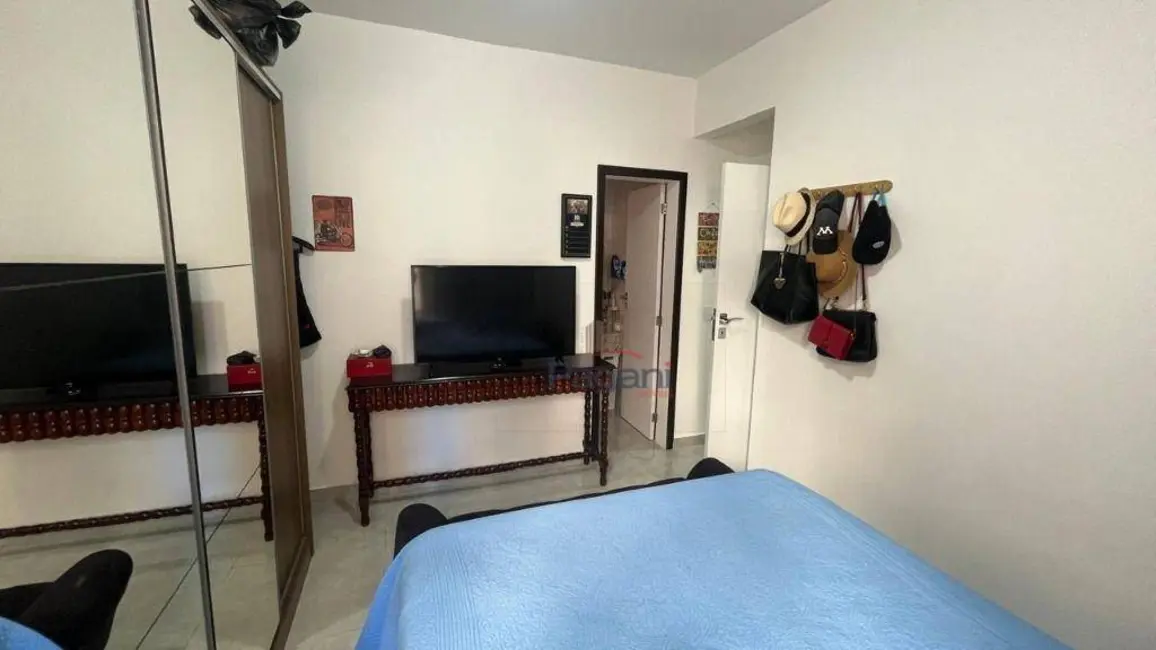 Apartamento com 3 quartos à venda, 136m2 em Centro, Florianopolis - SC - imagem 2 Foto 2 de Apartamento com 3 quartos à venda, 136m2 em Centro, Florianopolis - SC