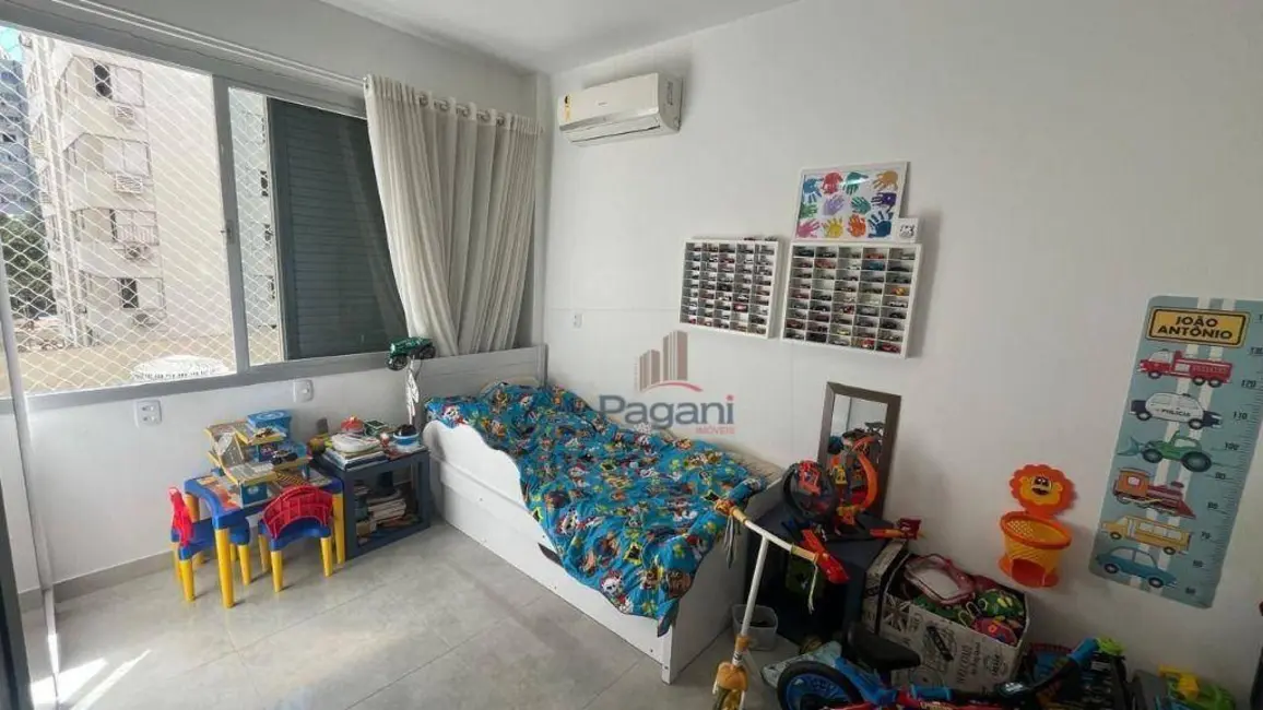 Apartamento com 3 quartos à venda, 136m2 em Centro, Florianopolis - SC - imagem 5 Foto 5 de Apartamento com 3 quartos à venda, 136m2 em Centro, Florianopolis - SC