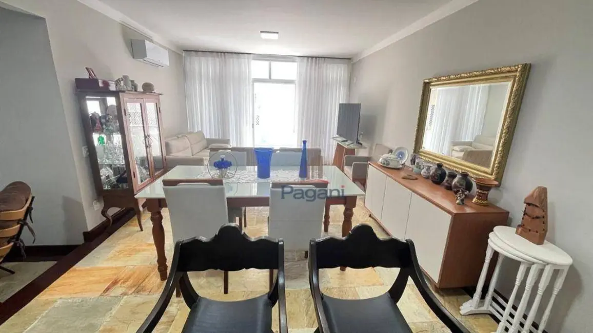 Apartamento com 3 quartos à venda, 136m2 em Centro, Florianopolis - SC - imagem 7 Foto 7 de Apartamento com 3 quartos à venda, 136m2 em Centro, Florianopolis - SC