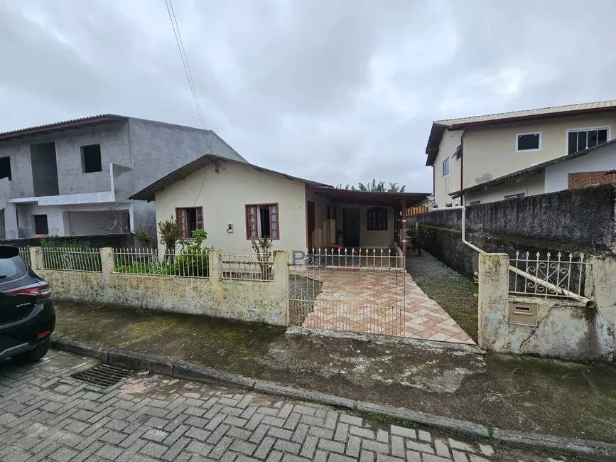 Foto 1 de Casa com 4 quartos à venda, 343m2 em Guarda do Cubatão, Palhoca - SC