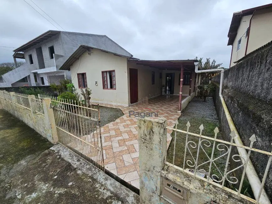 Foto 3 de Casa com 4 quartos à venda, 343m2 em Guarda do Cubatão, Palhoca - SC