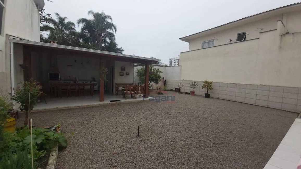 Foto 5 de Casa com 3 quartos à venda, 360m2 em Centro, Palhoca - SC