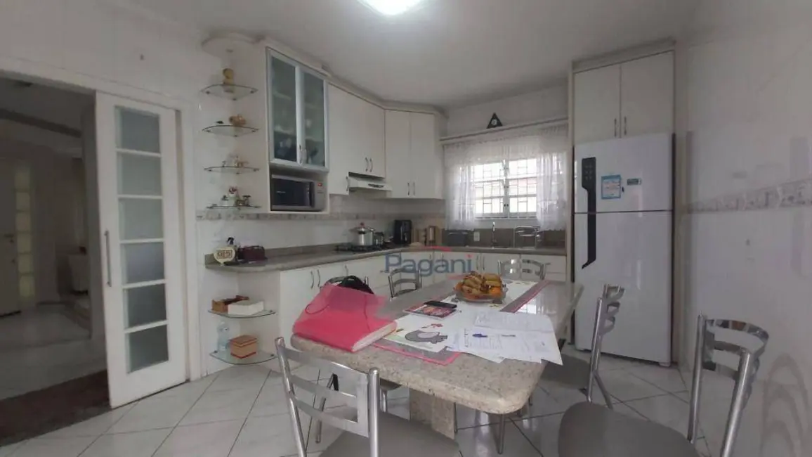 Foto 6 de Casa com 3 quartos à venda, 360m2 em Centro, Palhoca - SC