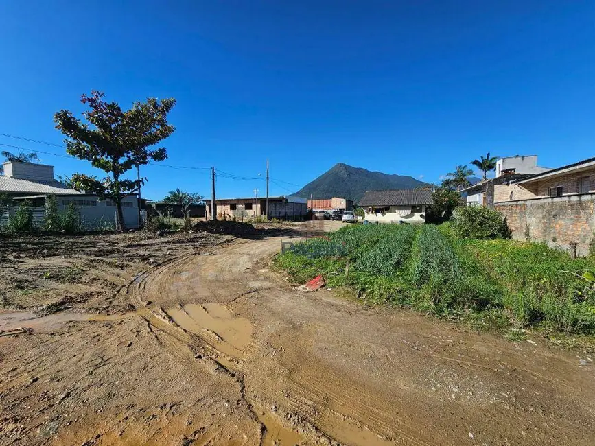 Foto 1 de Terreno / Lote à venda, 1100m2 em Guarda do Cubatão, Palhoca - SC