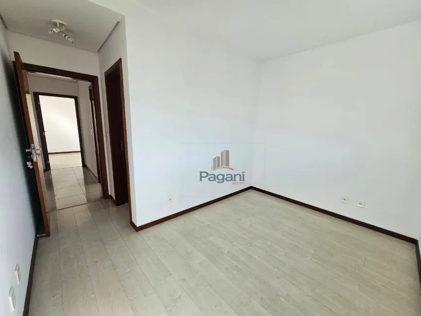 Apartamento com 3 quartos à venda, 114m2 em Pagani, Palhoca - SC - imagem 6 Foto 6 de Apartamento com 3 quartos à venda, 114m2 em Pagani, Palhoca - SC