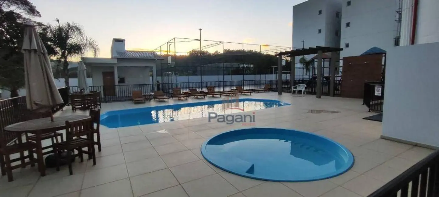 Foto 2 de Apartamento com 2 quartos à venda, 60m2 em Aririú, Palhoca - SC