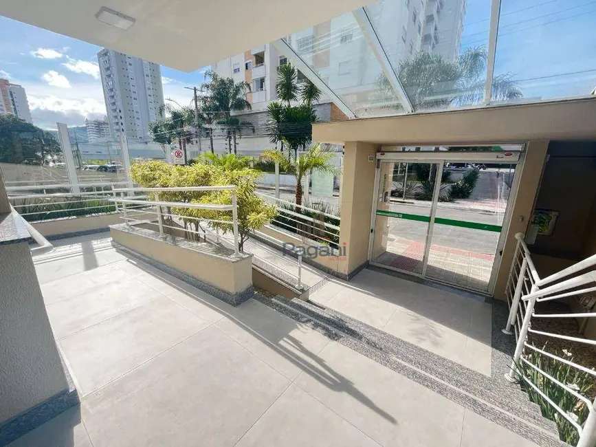 Apartamento com 2 quartos à venda, 111m2 em Pagani, Palhoca - SC - imagem 3 Foto 3 de Apartamento com 2 quartos à venda, 111m2 em Pagani, Palhoca - SC