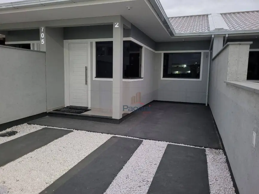 Foto 2 de Casa com 2 quartos à venda, 100m2 em Barra do Aririú, Palhoca - SC