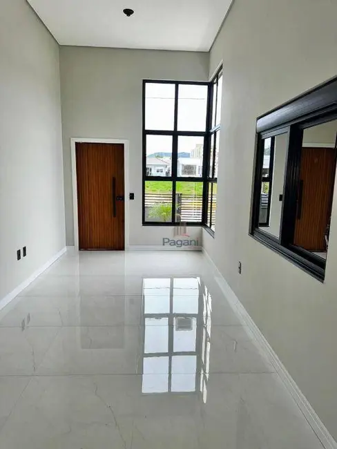 Foto 5 de Casa com 3 quartos à venda, 200m2 em Caminho Novo, Palhoca - SC