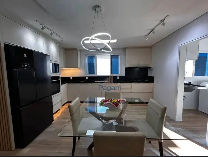 Casa com 3 quartos à venda, 380m2 em Palhoca - SC - imagem 6 Foto 6 de Casa com 3 quartos à venda, 380m2 em Palhoca - SC