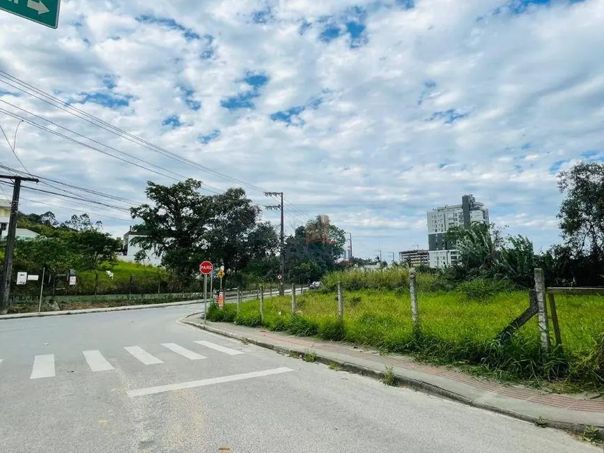 Foto 1 de Terreno / Lote para alugar, 704m2 em Pagani, Palhoca - SC