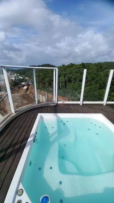 Cobertura com 4 quartos à venda, 262m2 em Bombinhas - SC - imagem 4 Foto 4 de Cobertura com 4 quartos à venda, 262m2 em Bombinhas - SC