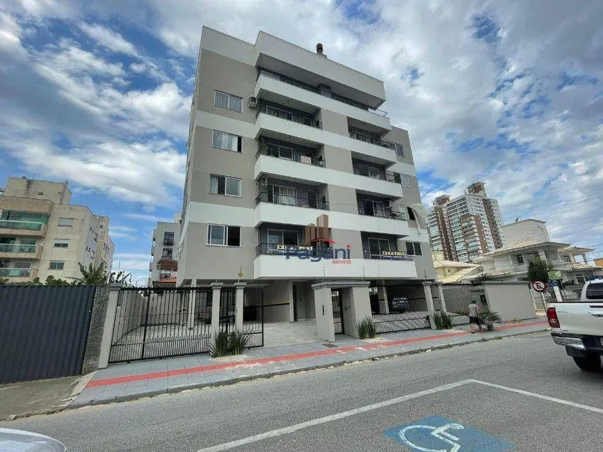 Foto 1 de Apartamento com 3 quartos para alugar, 89m2 em Centro, Palhoca - SC