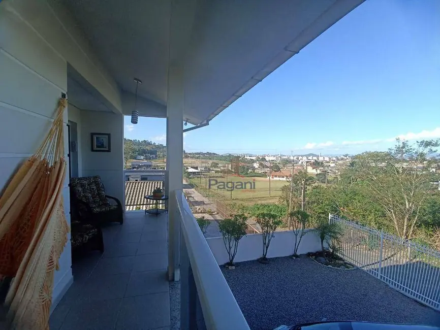 Foto 3 de Casa com 3 quartos à venda, 360m2 em Aririú, Palhoca - SC