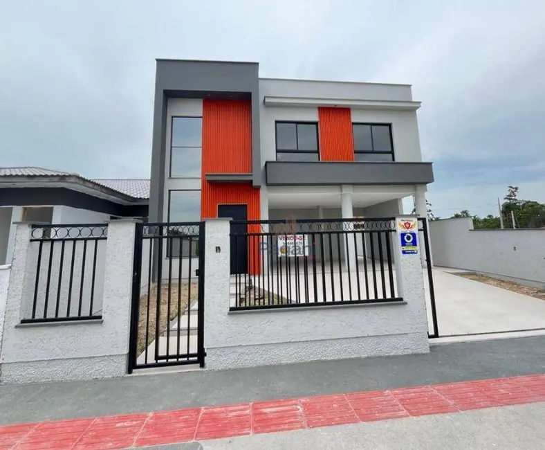 Foto 1 de Casa com 3 quartos à venda, 200m2 em Barra do Aririú, Palhoca - SC