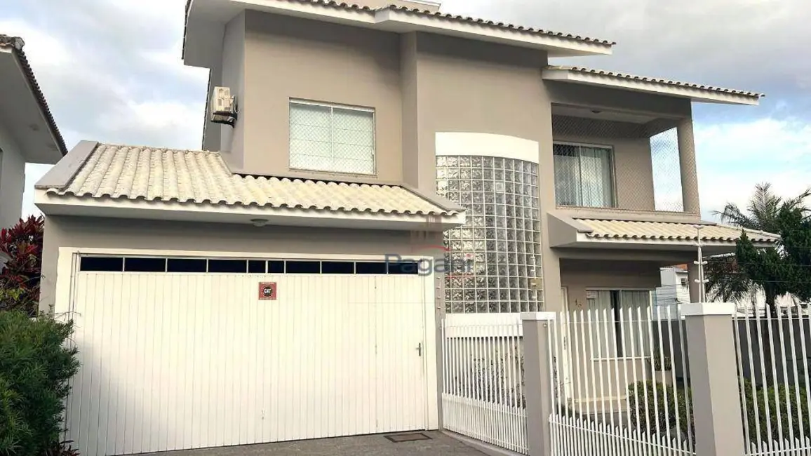 Foto 1 de Casa de Condomínio com 3 quartos à venda, 365m2 em Centro, Palhoca - SC
