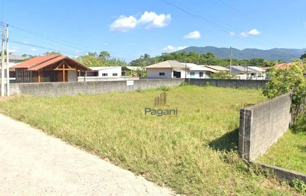 Foto 2 de Terreno / Lote à venda, 360m2 em Palhoca - SC